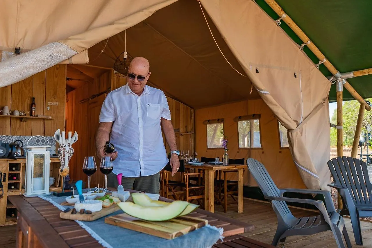 Luxury tent Ses Quinta Luxury Safari Tents Paderne